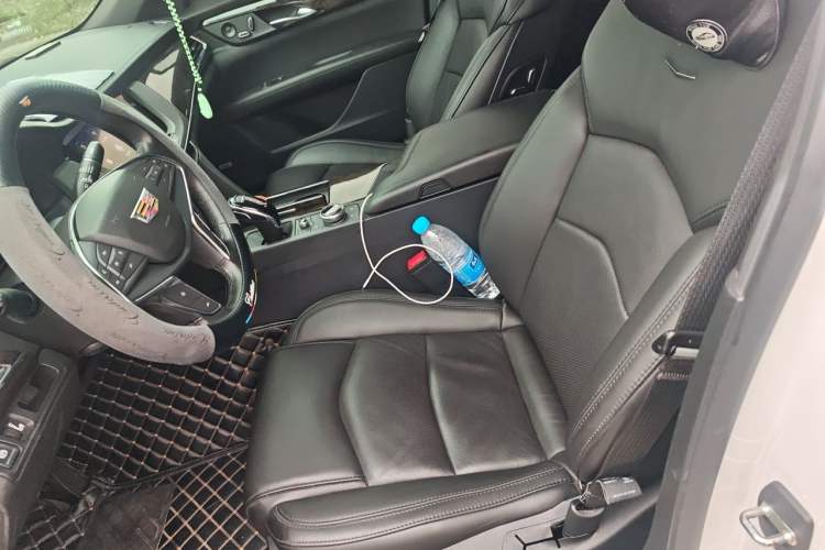 Used Cadillac CT6 2022 28T Luxury Edition Left Front Seat