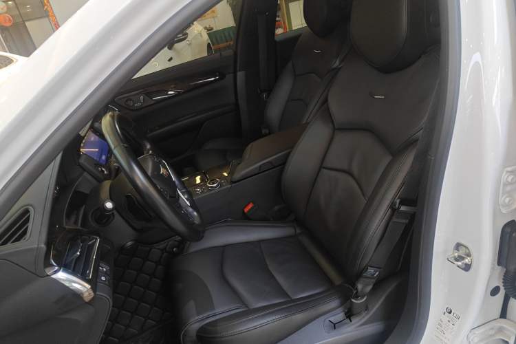 Used Cadillac CT6 2022 28T Luxury Edition Left Front Seat