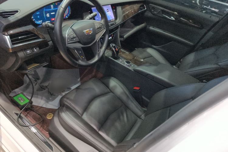Used Cadillac CT6 2022 28T Luxury Edition Left Front Seat