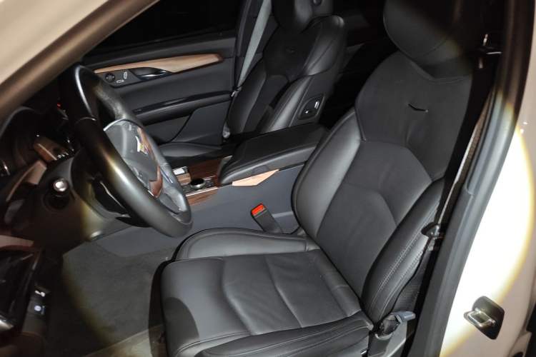 Used Cadillac CT6 2022 28T Fashion Edition Left Front Seat