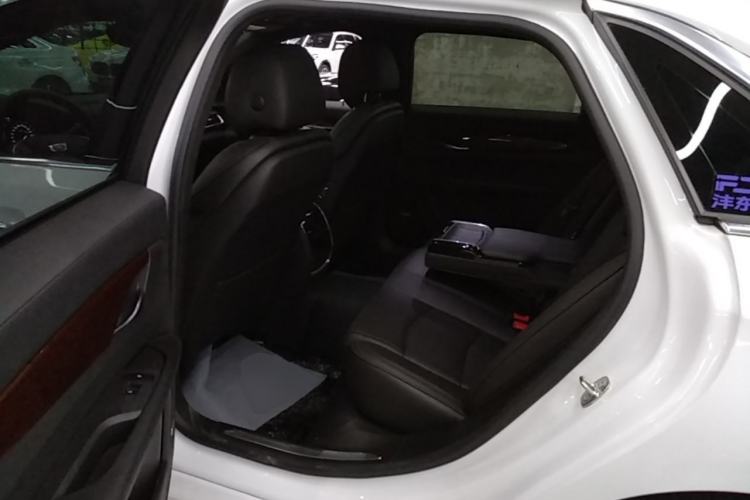 Used Cadillac CT6 2022 28T Fashion Edition Left Rear Seat