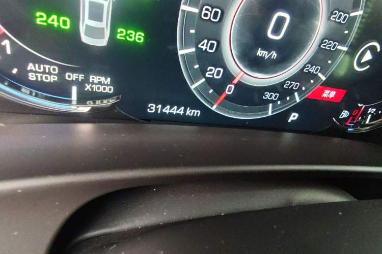 Used Cadillac CT6 2022 28T Luxury Edition Odometer Close Up
