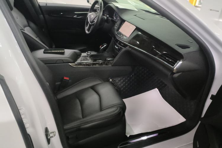 Used Cadillac CT6 2022 28T Luxury Edition Right Front Seat