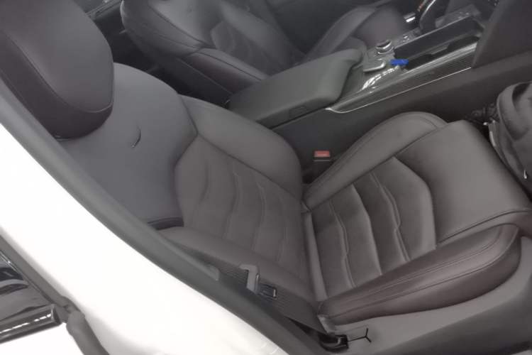Used Cadillac CT6 2022 28T Prestige Edition Right Front Seat