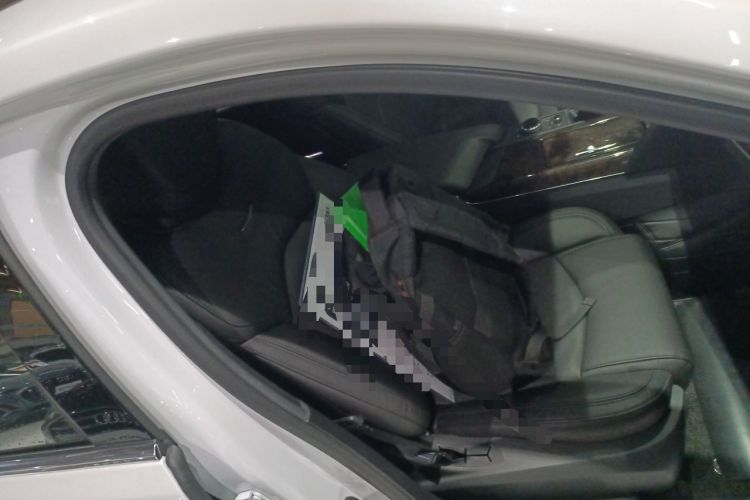 Used Cadillac CT6 2022 28T Luxury Edition Right Front Seat
