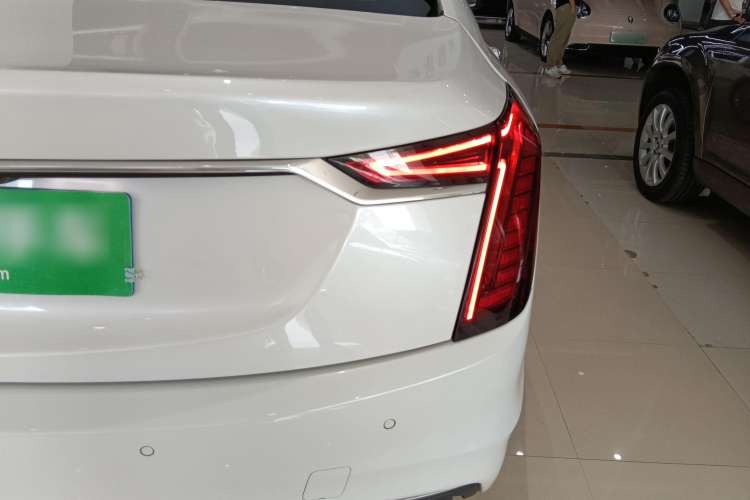 Used Cadillac CT6 2022 28T Luxury Edition Right Rear Taillight