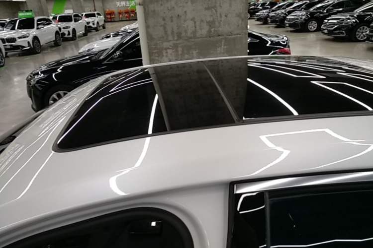 Used Cadillac CT6 2022 28T Fashion Edition Roof