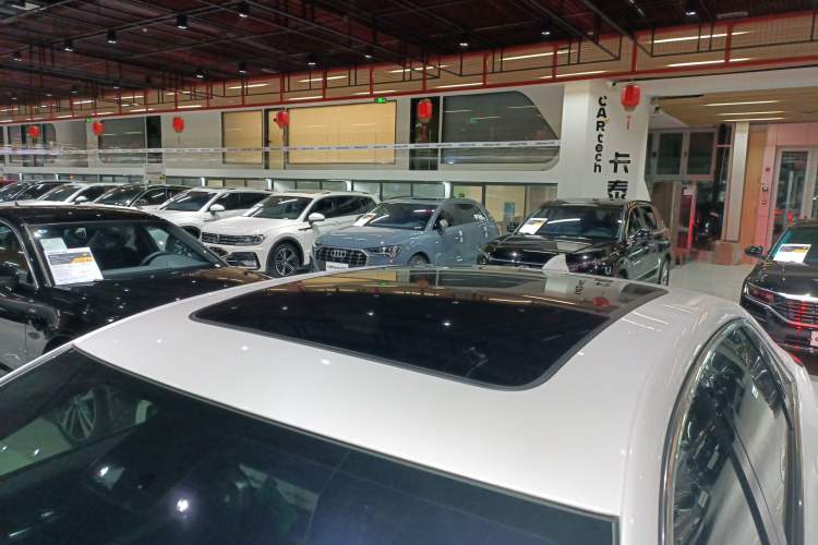 Used Cadillac CT6 2022 28T Luxury Edition Roof