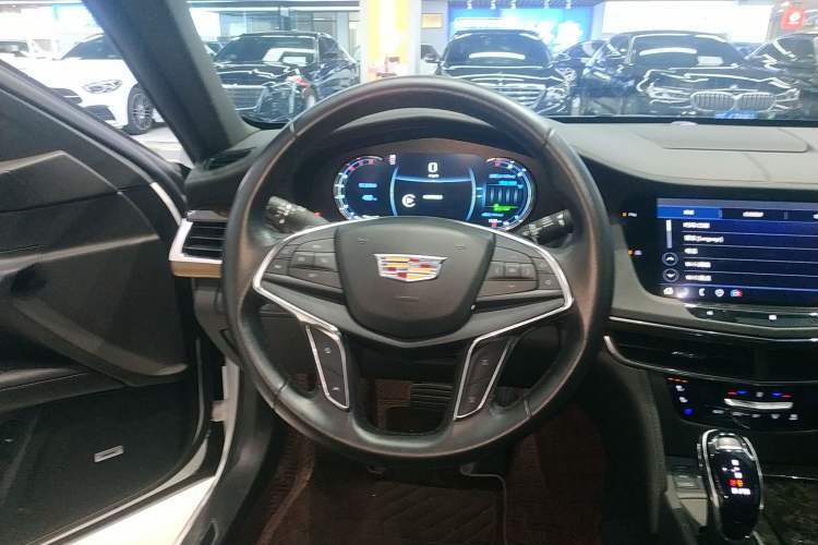 Used Cadillac CT6 2022 28T Luxury Edition Steering Wheel