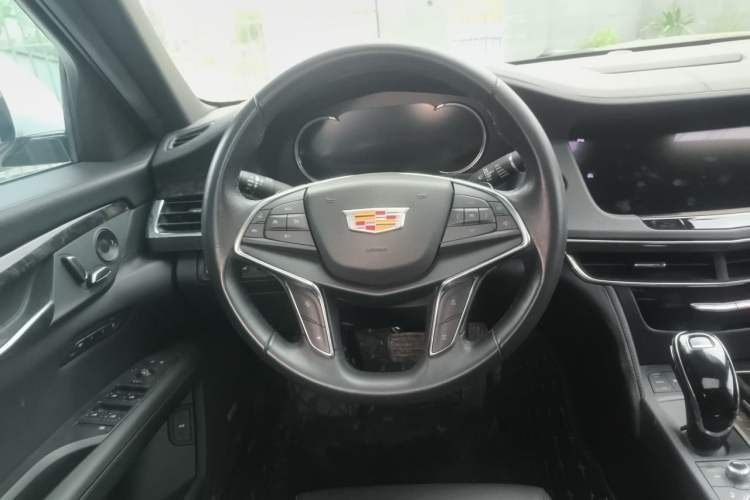 Used Cadillac CT6 2022 28T Prestige Edition Steering Wheel