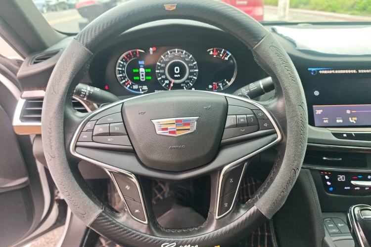 Used Cadillac CT6 2022 28T Luxury Edition Steering Wheel