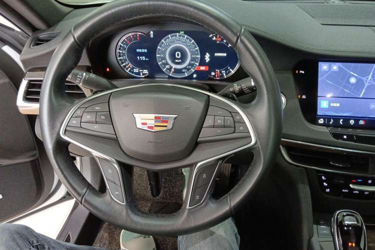Used Cadillac CT6 2022 28T Luxury Edition Steering Wheel