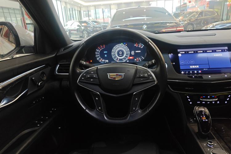 Used Cadillac CT6 2022 28T Luxury Edition Steering Wheel
