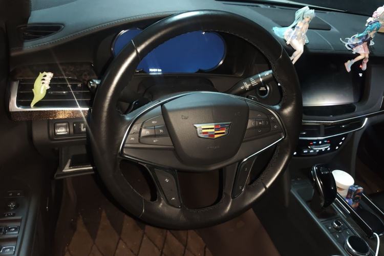 Used Cadillac CT6 2022 28T Luxury Edition Steering Wheel