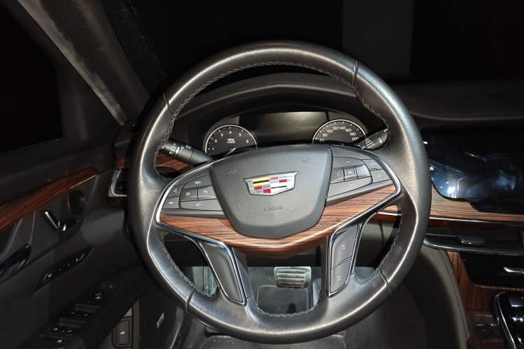 Used Cadillac CT6 2022 28T Fashion Edition Steering Wheel