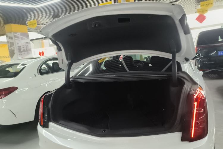 Used Cadillac CT6 2022 28T Luxury Edition Trunk