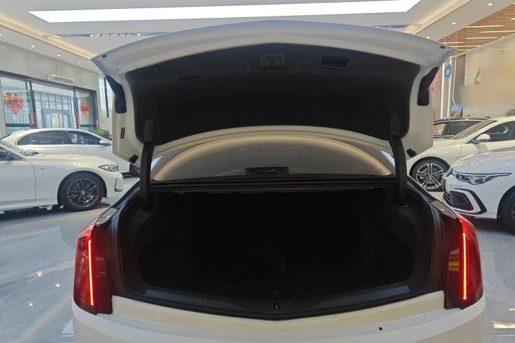 Used Cadillac CT6 2022 28T Luxury Edition Trunk