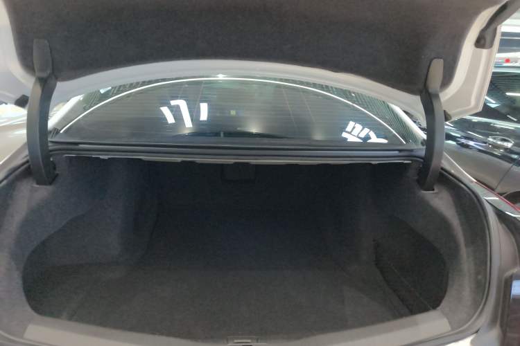 Used Cadillac CT6 2022 28T Luxury Edition Trunk