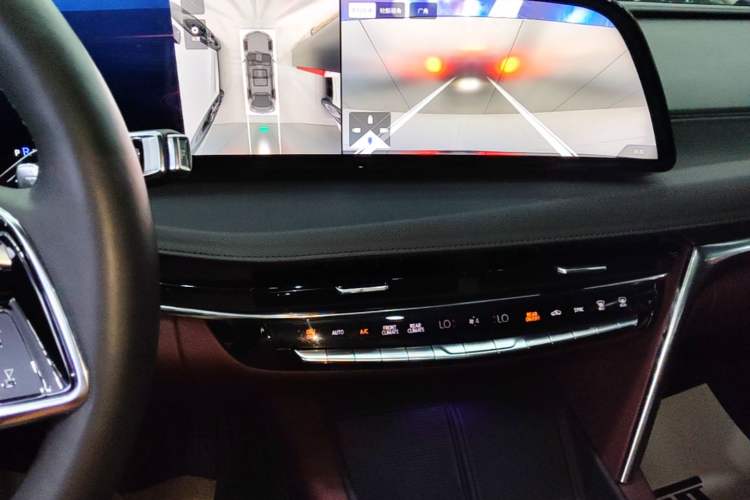 Used Cadillac CT6 2023 28T Prestige Model Audio And AC Panel