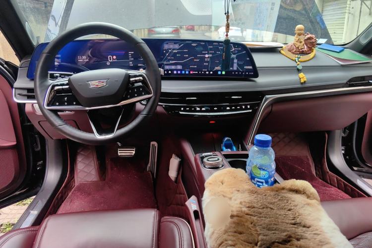 Used Cadillac CT6 2023 28T Prestige Model Center Console