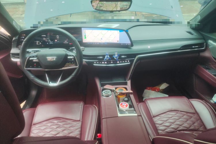 Used Cadillac CT6 2023 28T Prestige Model Center Console