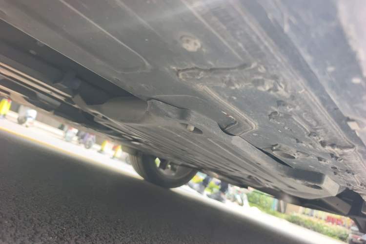 Used Cadillac CT6 2023 28T Luxury Version Chassis Rear Left