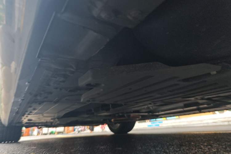 Used Cadillac CT6 2023 28T Luxury Version Chassis Rear Left