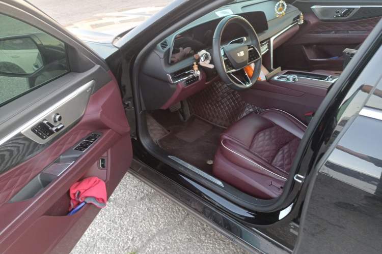 Used Cadillac CT6 2023 28T Prestige Model Driver Seat