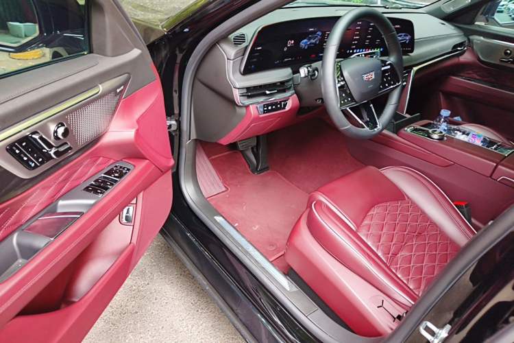 Used Cadillac CT6 2023 28T Prestige Model Driver Seat