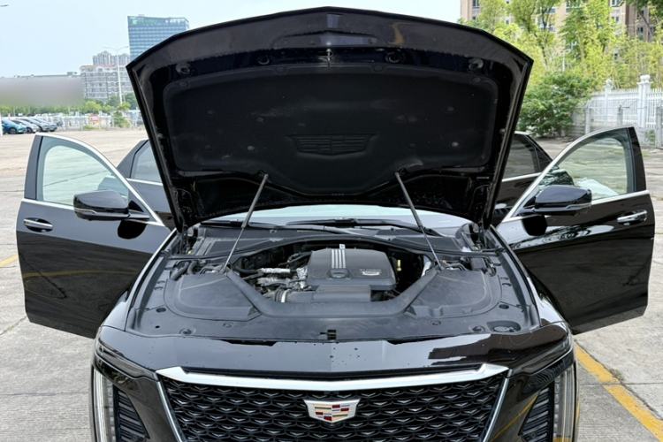 Used Cadillac CT6 2023 28T Platinum Edition Engine Bay