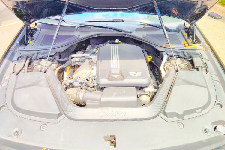 Used Cadillac CT6 2023 28T Platinum Edition Engine Bay