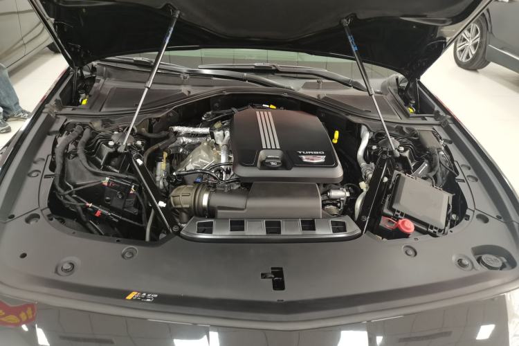 Used Cadillac CT6 2023 28T Platinum Edition Engine Bay
