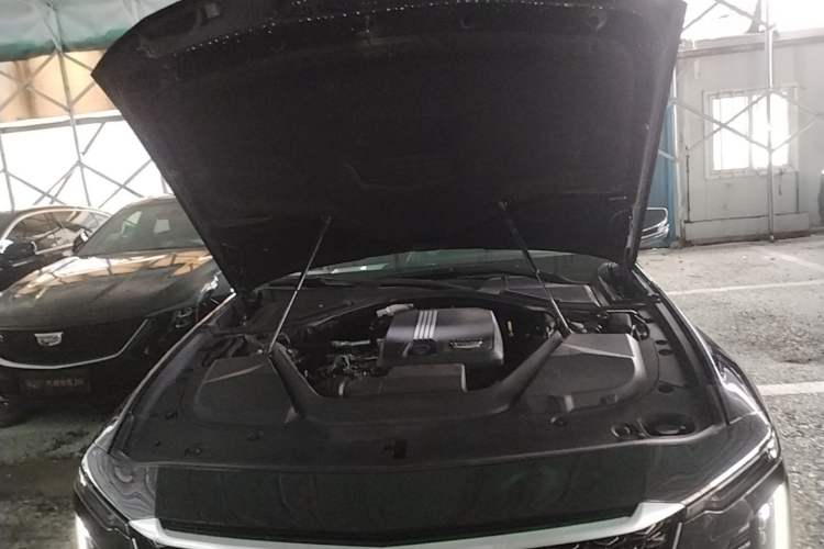 Used Cadillac CT6 2023 28T Prestige Model Engine Bay
