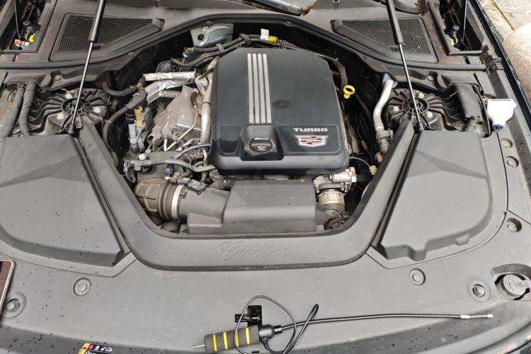 Used Cadillac CT6 2023 28T Luxury Version Engine Bay