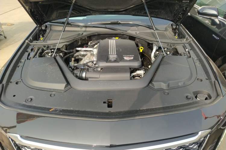 Used Cadillac CT6 2023 28T Luxury Version Engine Bay