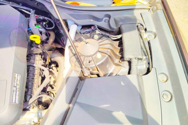 Used Cadillac CT6 2023 28T Platinum Edition Engine Bay Left