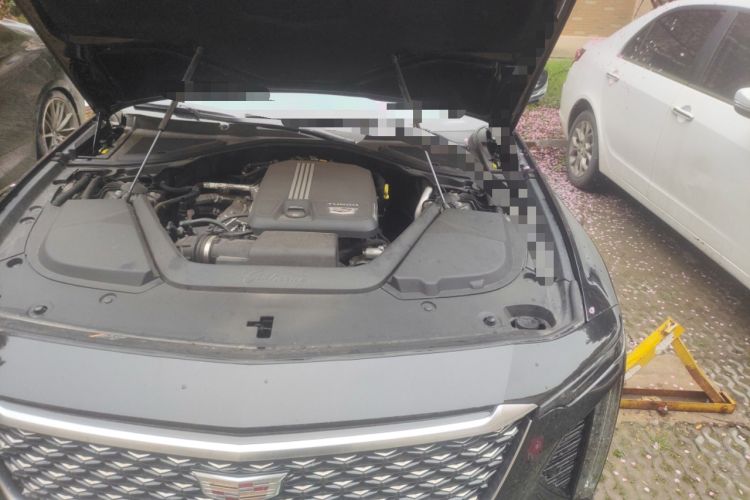 Used Cadillac CT6 2023 28T Prestige Model Engine Bay Left