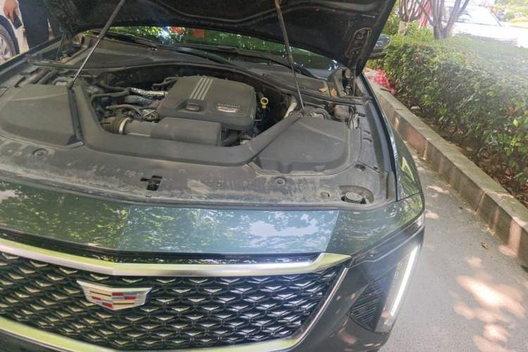 Used Cadillac CT6 2023 28T Prestige Model Engine Bay Left