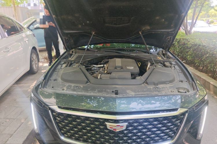 Used Cadillac CT6 2023 28T Prestige Model Engine Bay