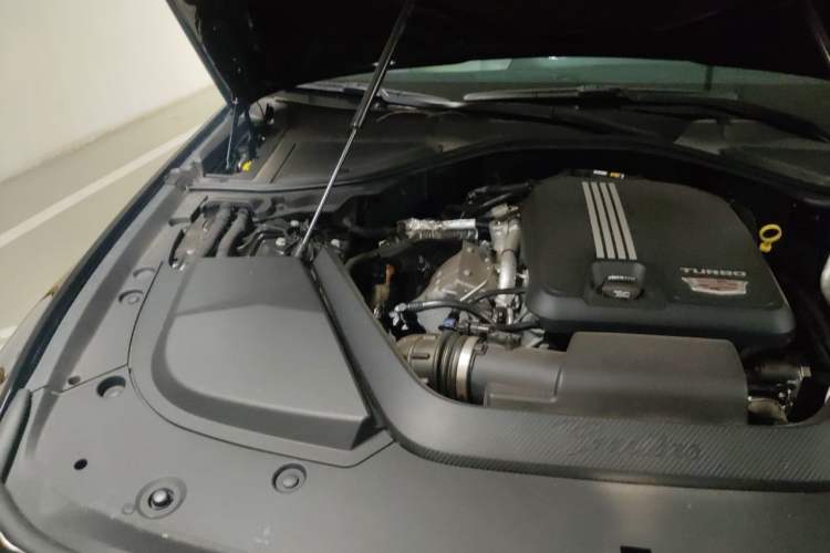 Used Cadillac CT6 2023 28T Luxury Version Engine Bay Right