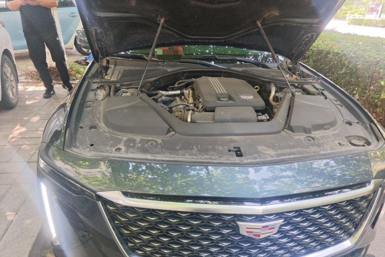 Used Cadillac CT6 2023 28T Prestige Model Engine Bay Right