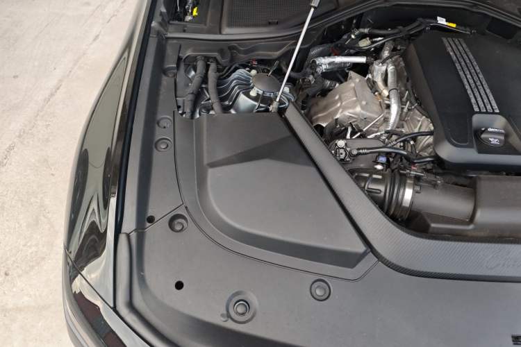 Used Cadillac CT6 2023 28T Platinum Edition Engine Bay Right