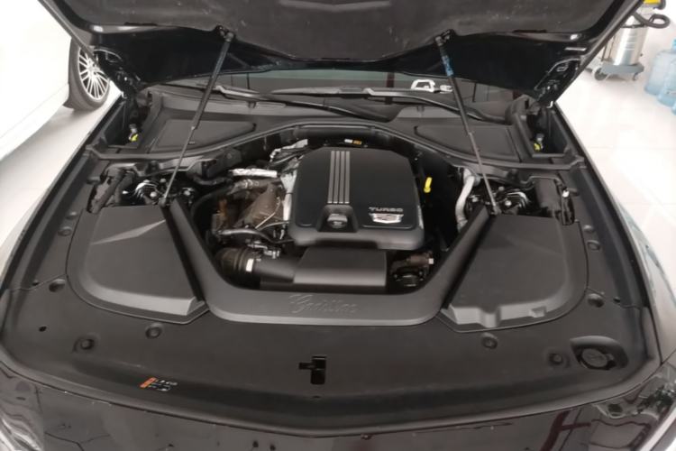 Used Cadillac CT6 2023 28T Luxury Version Engine Bay