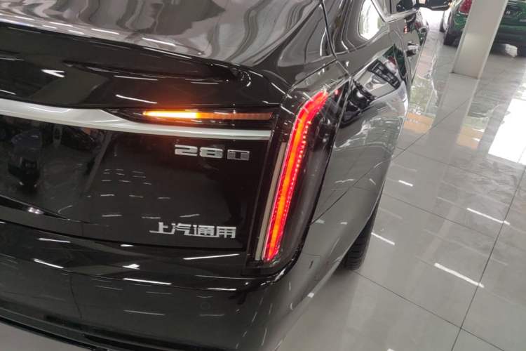 Used Cadillac CT6 2023 28T Platinum Edition Exterior 3