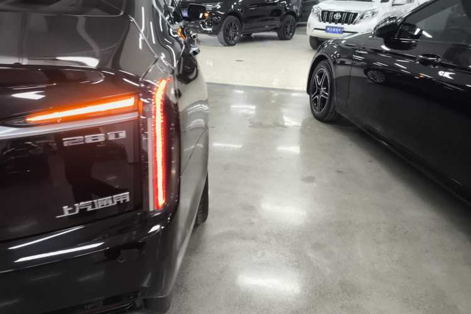 Used Cadillac CT6 2023 28T Prestige Model Exterior 3