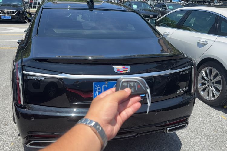 Used Cadillac CT6 2023 28T Prestige Model Exterior 4