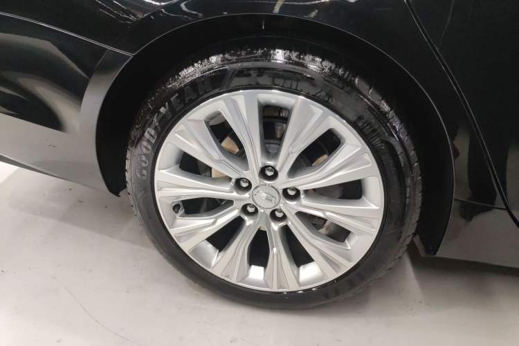 Used Cadillac CT6 2023 28T Luxury Version Exterior 5