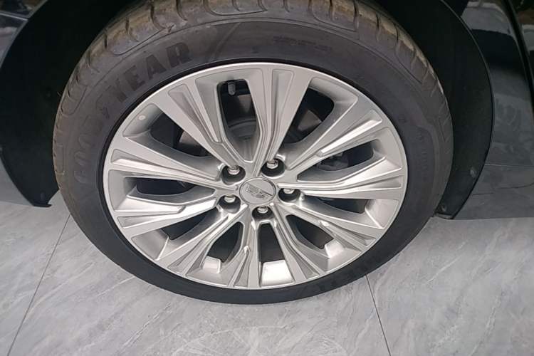 Used Cadillac CT6 2023 28T Platinum Edition Exterior 5