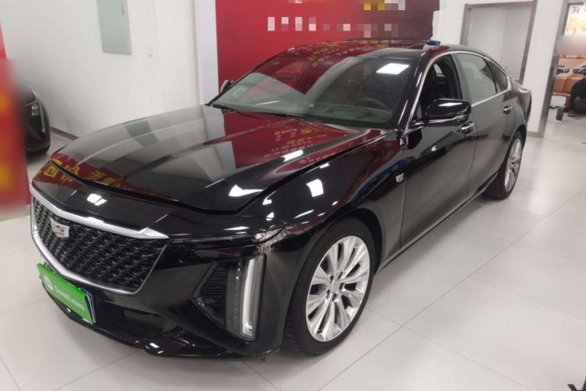 Used Cadillac CT6 2023 28T Platinum Edition Front Left 45 Deg