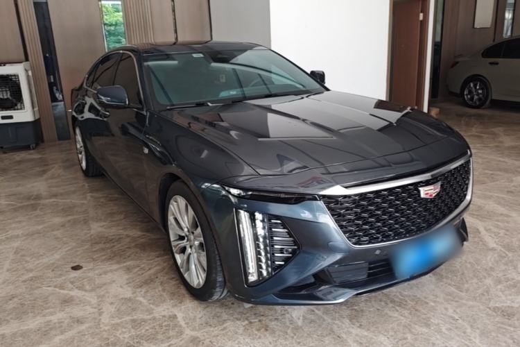 Used Cadillac CT6 2023 28T Luxury Version Front Right 45 Deg